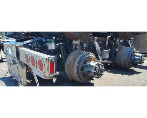 FREIGHTLINER AIRLINER Cutoff Tandem Axle