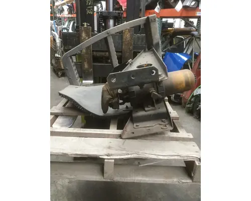 FREIGHTLINER ARGOSY HIGH CAB STEP