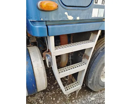 FREIGHTLINER ARGOSY HIGH Complete Vehicle