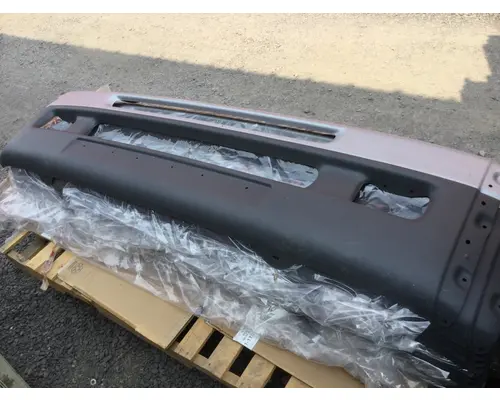FREIGHTLINER ARGOSY BUMPER CENTER