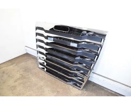 FREIGHTLINER Argosy Grille