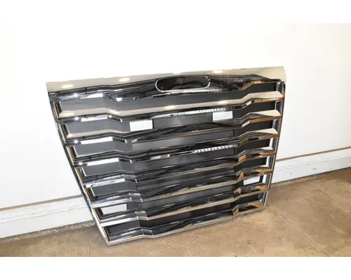 FREIGHTLINER Argosy Grille