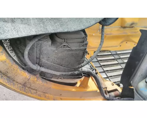 FREIGHTLINER B2 2008-2024 HOOD