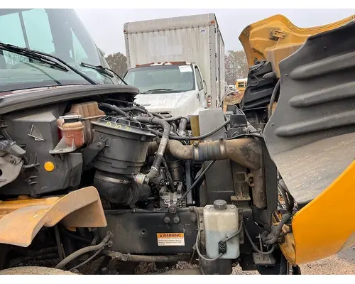 FREIGHTLINER B2 Bus Chassis Bumper Assembly, Front