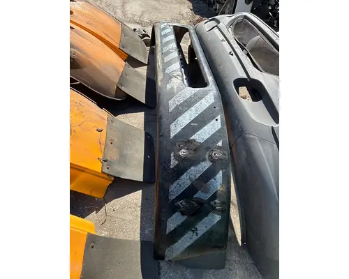 FREIGHTLINER B2 Bus Chassis Bumper Assembly, Front
