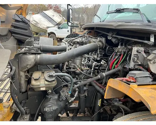 FREIGHTLINER B2 Bus Chassis Fuel Tank