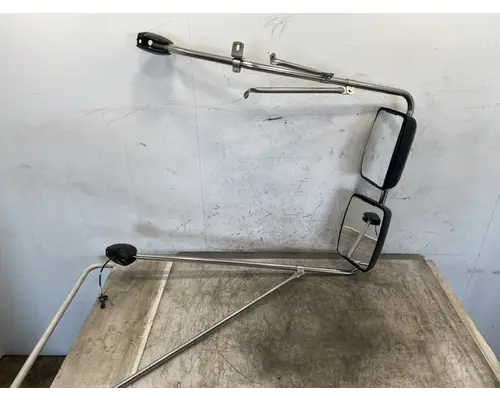 FREIGHTLINER B2 School Bus Mirror (Side View)