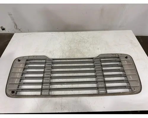 FREIGHTLINER B2 Grille