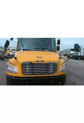 FREIGHTLINER B2 HOOD