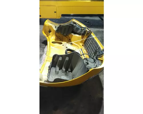 FREIGHTLINER B2 HOOD
