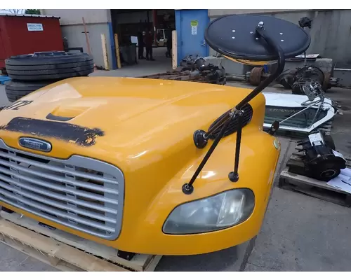 FREIGHTLINER B2 Hood