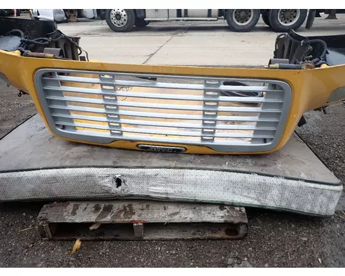 FREIGHTLINER B2 Hood