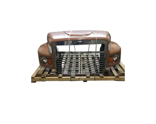 FREIGHTLINER Business Class M2 106V Hood