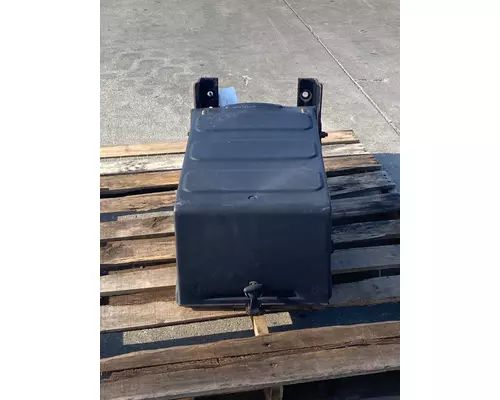 FREIGHTLINER Business Class M2 106 Battery Box