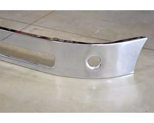 FREIGHTLINER Business Class M2 106 Bumper Assembly, Front