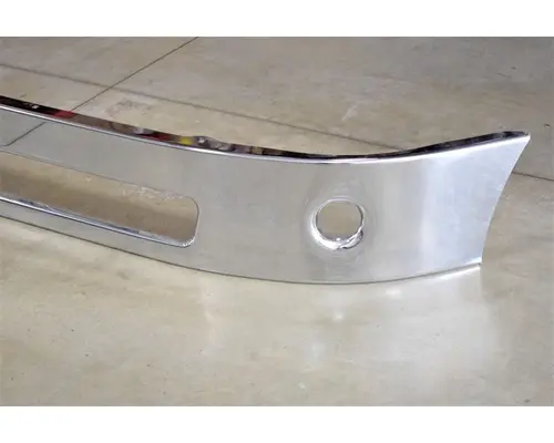 FREIGHTLINER Business Class M2 106 Bumper Assembly, Front