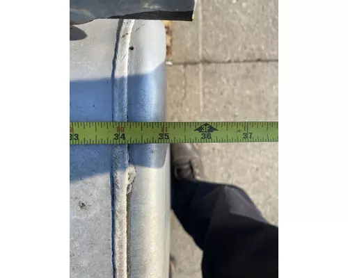 FREIGHTLINER Business Class M2 106 Fuel Tank
