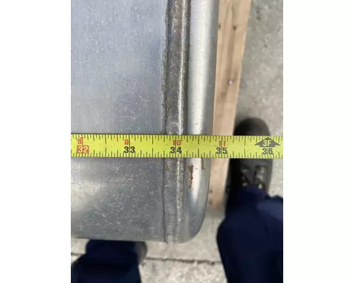 FREIGHTLINER Business Class M2 106 Fuel Tank