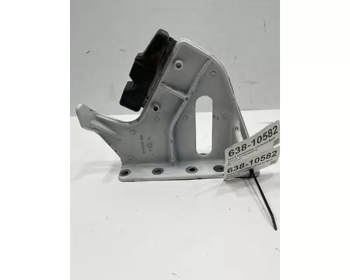 FREIGHTLINER Business Class M2 106 Hood Rest