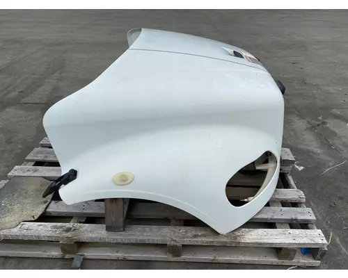 FREIGHTLINER Business Class M2 106 Hood