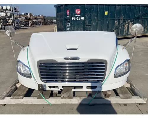 FREIGHTLINER Business Class M2 106 Hood