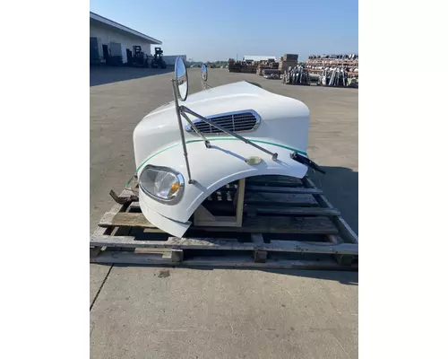 FREIGHTLINER Business Class M2 106 Hood