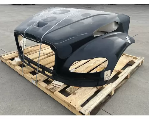 FREIGHTLINER Business Class M2 106 Hood