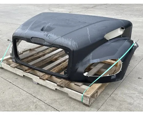 FREIGHTLINER Business Class M2 106 Hood