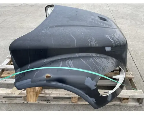 FREIGHTLINER Business Class M2 106 Hood