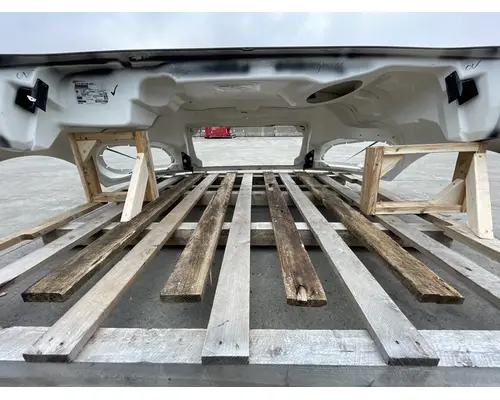 FREIGHTLINER Business Class M2 106 Hood