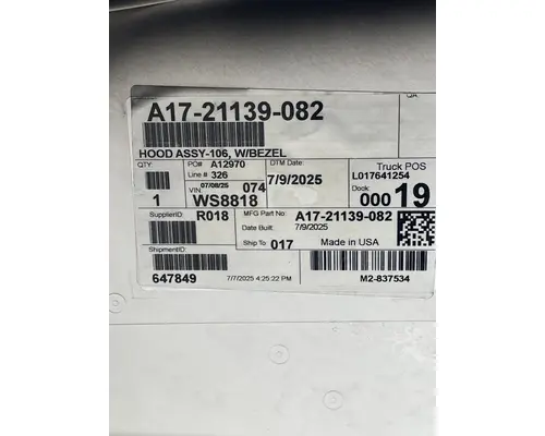 FREIGHTLINER Business Class M2 106 Hood