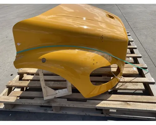 FREIGHTLINER Business Class M2 106 Hood