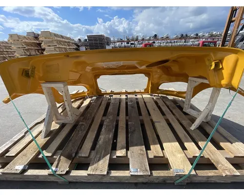 FREIGHTLINER Business Class M2 106 Hood