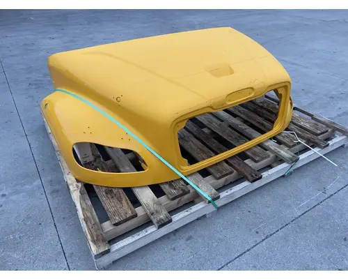 FREIGHTLINER Business Class M2 106 Hood