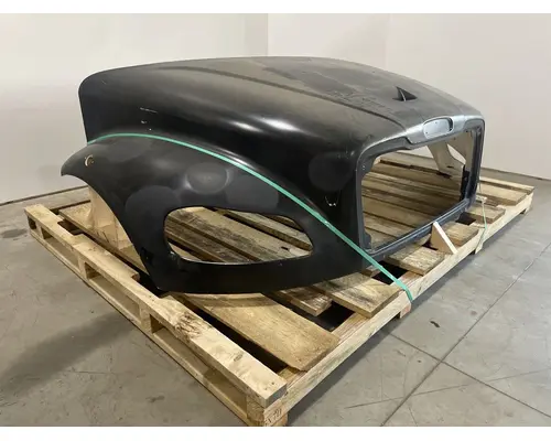 FREIGHTLINER Business Class M2 106 Hood