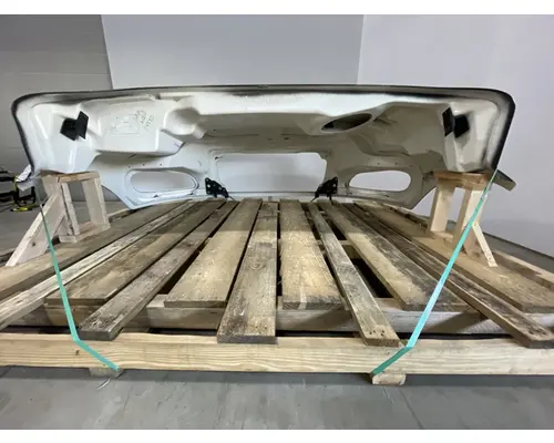 FREIGHTLINER Business Class M2 106 Hood