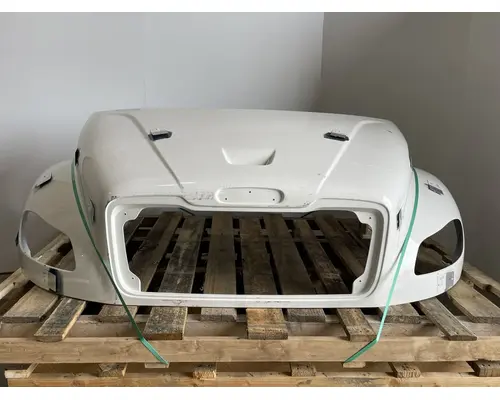 FREIGHTLINER Business Class M2 106 Hood