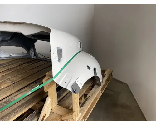 FREIGHTLINER Business Class M2 106 Hood