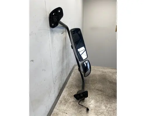 FREIGHTLINER Business Class M2 106 Mirror (Side View)