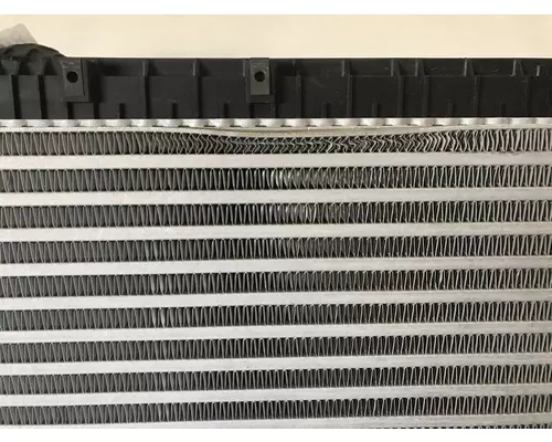 FREIGHTLINER Business Class M2 106 Radiator