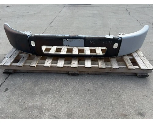 FREIGHTLINER Business Class M2 112 Bumper Assembly, Front