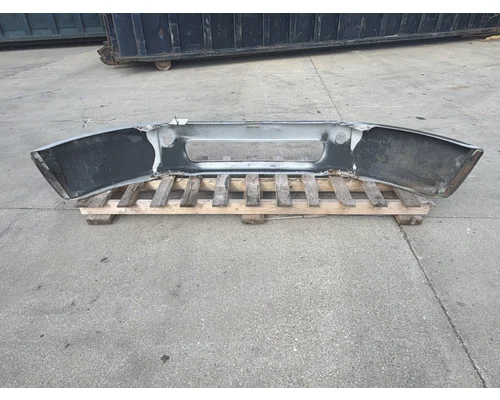 FREIGHTLINER Business Class M2 112 Bumper Assembly, Front