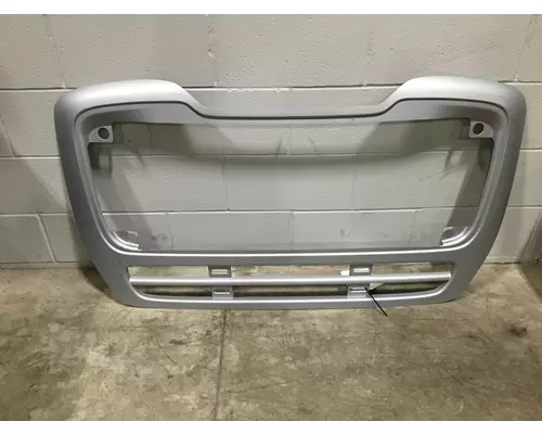 FREIGHTLINER Business Class M2 112 Grille Surround