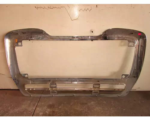 FREIGHTLINER Business Class M2 112 Grille
