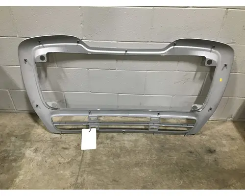 FREIGHTLINER Business Class M2 112 Grille