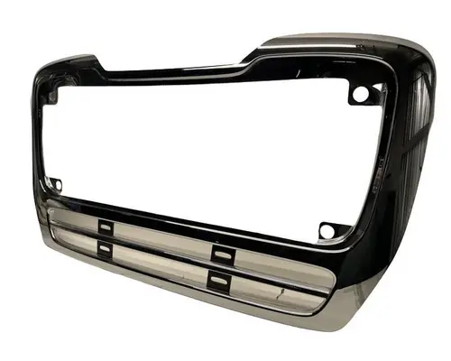 FREIGHTLINER Business Class M2 112 Grille