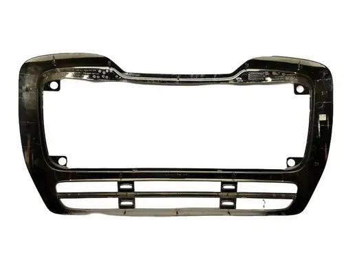 FREIGHTLINER Business Class M2 112 Grille