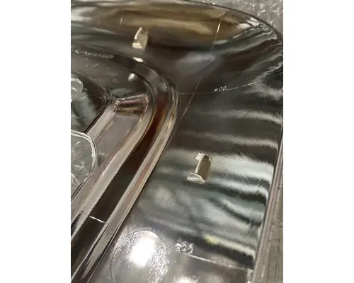 FREIGHTLINER Business Class M2 112 Grille