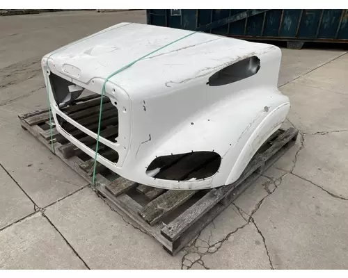 FREIGHTLINER Business Class M2 112 Hood