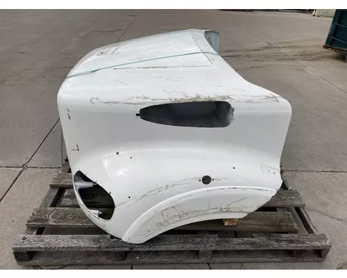 FREIGHTLINER Business Class M2 112 Hood